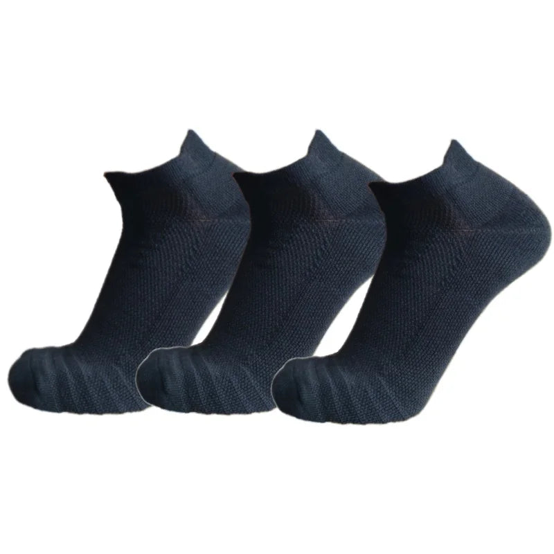 Veltora men's anti-slip football socks, breathable cotton sport socks with short and long tube options, size 39-45.