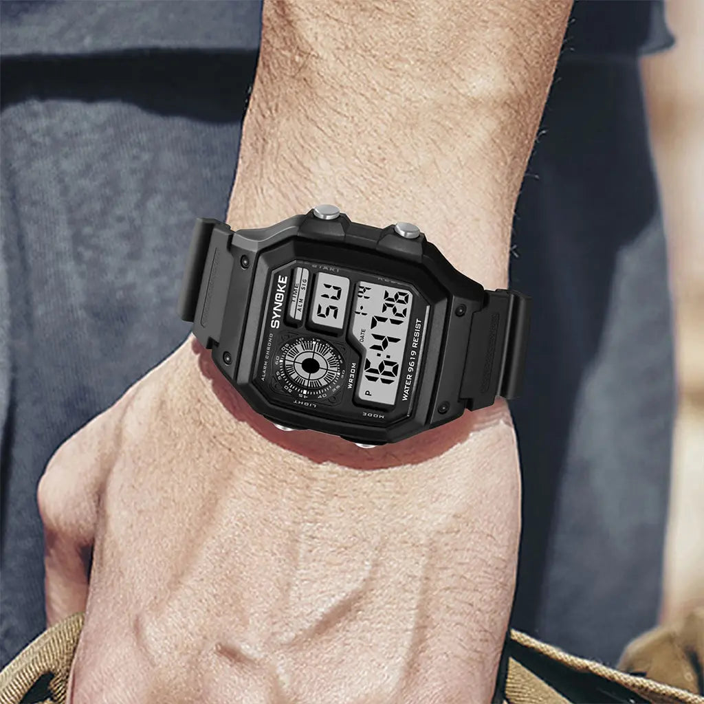 Veltora SYNOKE men's military digital watch with luminous display, chronograph, waterproof design, electronic wristwatch.