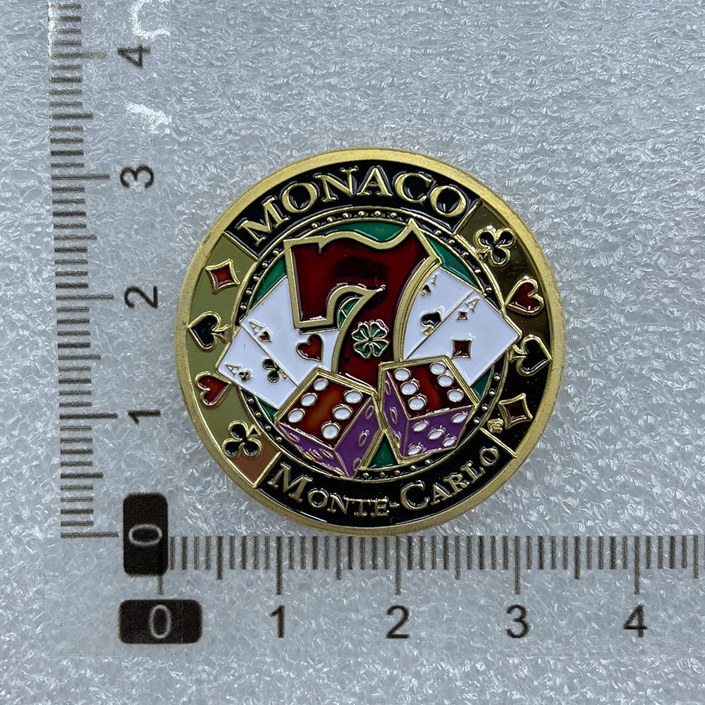 Veltora Monaco Monte-Carlo Casino gold coin poker pattern number 7 lucky medal in capsule, featuring electroplating and detailed design