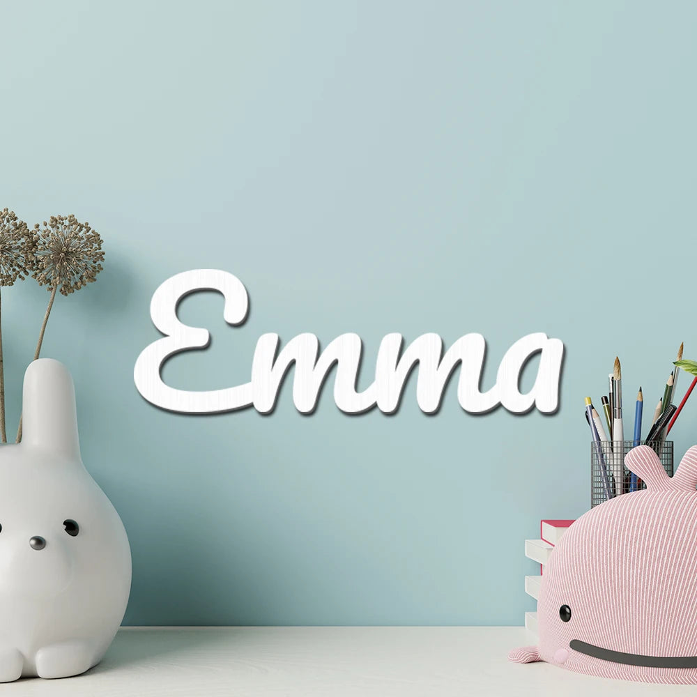 Personalized wooden name tag with custom text in vibrant colors, ideal for home, wall, or holiday decoration by Veltora.