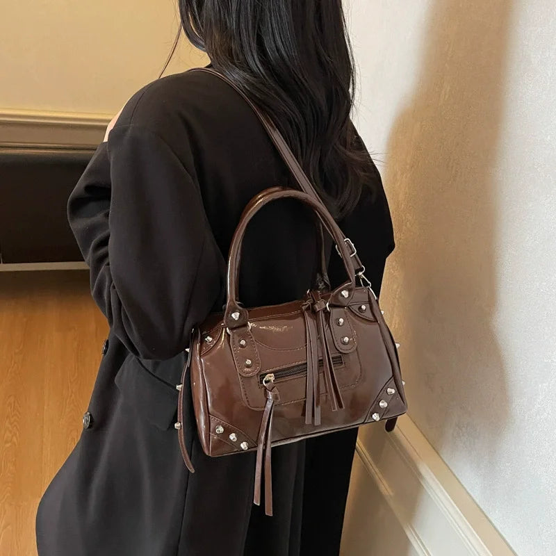 Veltora large capacity pillow bag with fashion rivets, European and American style, motorcycle-themed shoulder and crossbody handbag for women