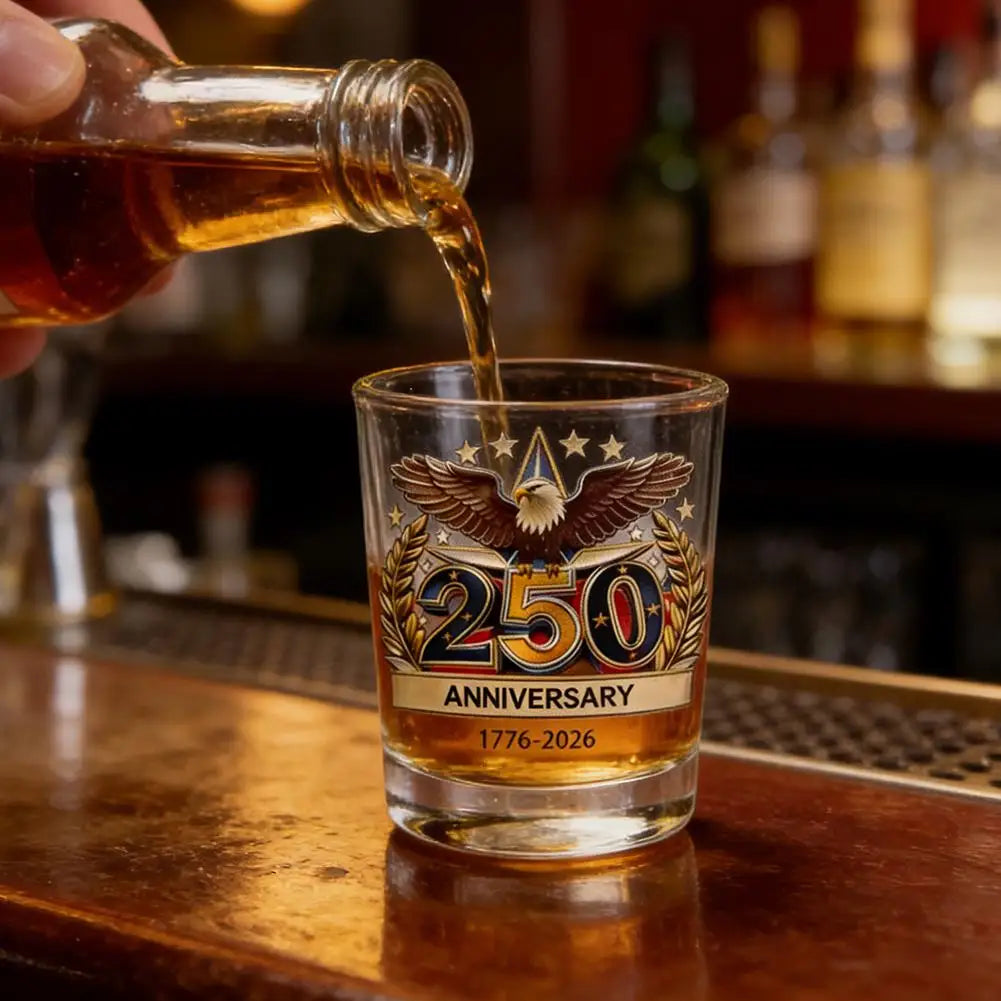 Veltora America 250th anniversary patriotic eagle whiskey glass with hand-blown glassware and rotating cup design