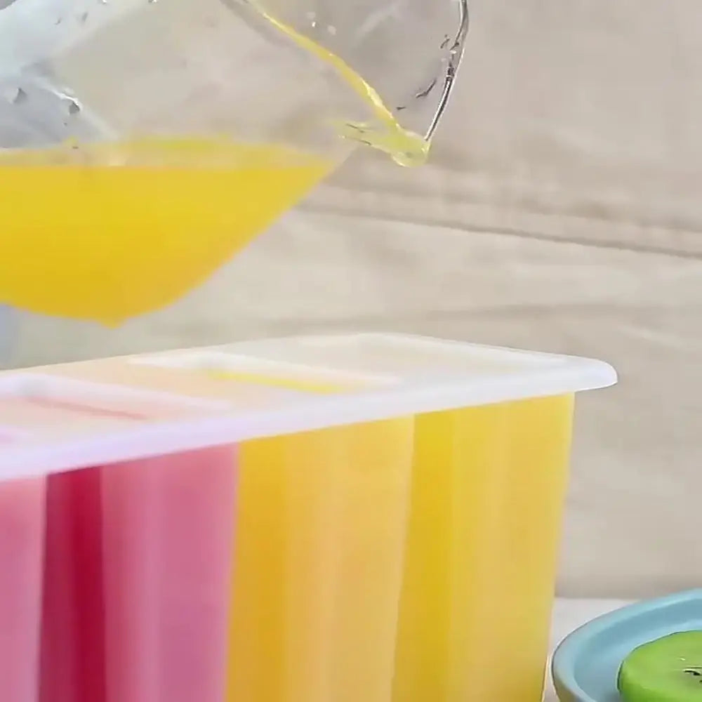 Veltora 4-link old popsicle mold with lid for homemade mung bean and ice cream popsicles, shown with colorful frozen treats inside