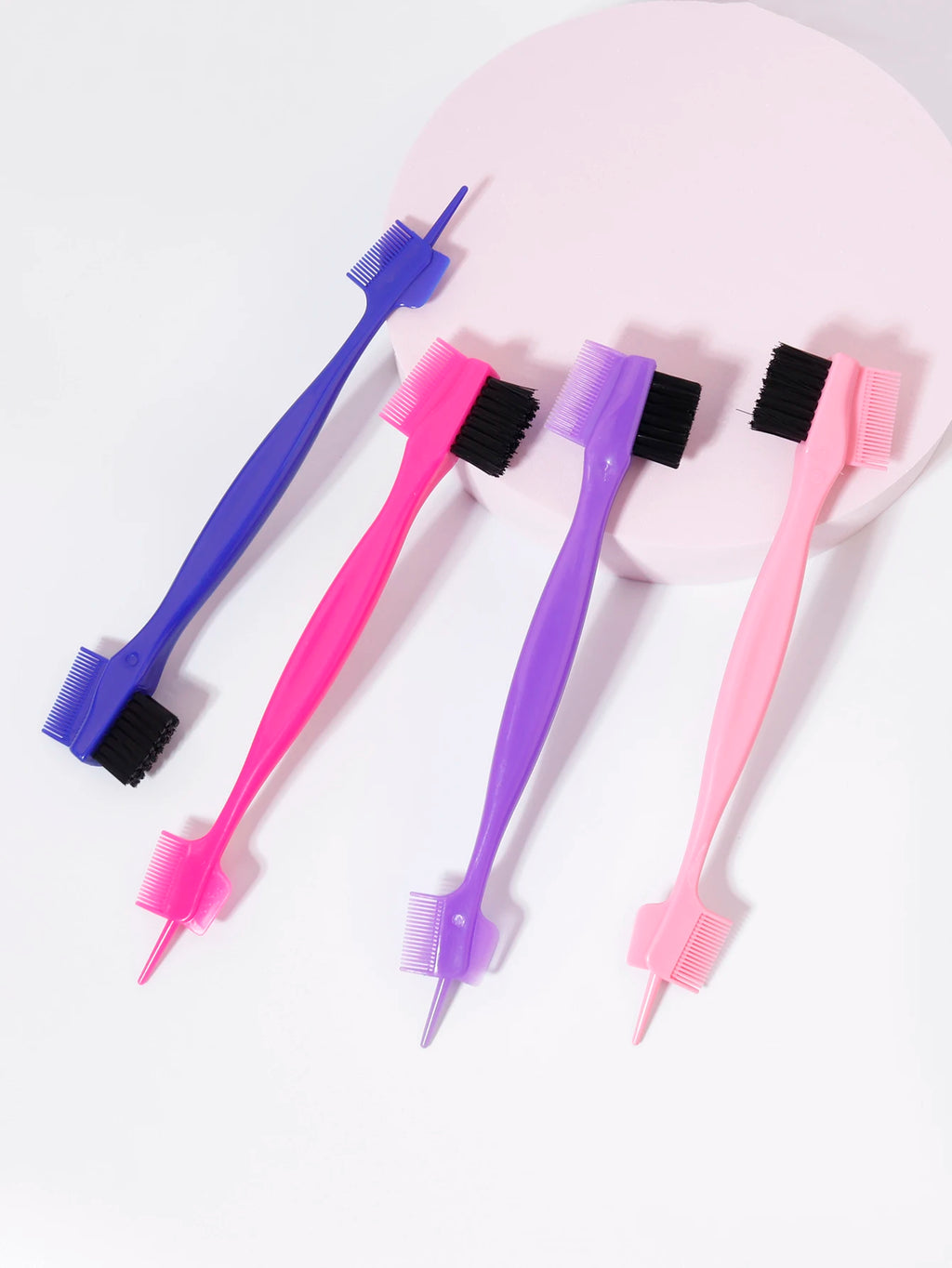 Veltora 1/4pcs edge control brush comb for women’s hair and wig edges, with fine teeth for precise styling and smoothing.