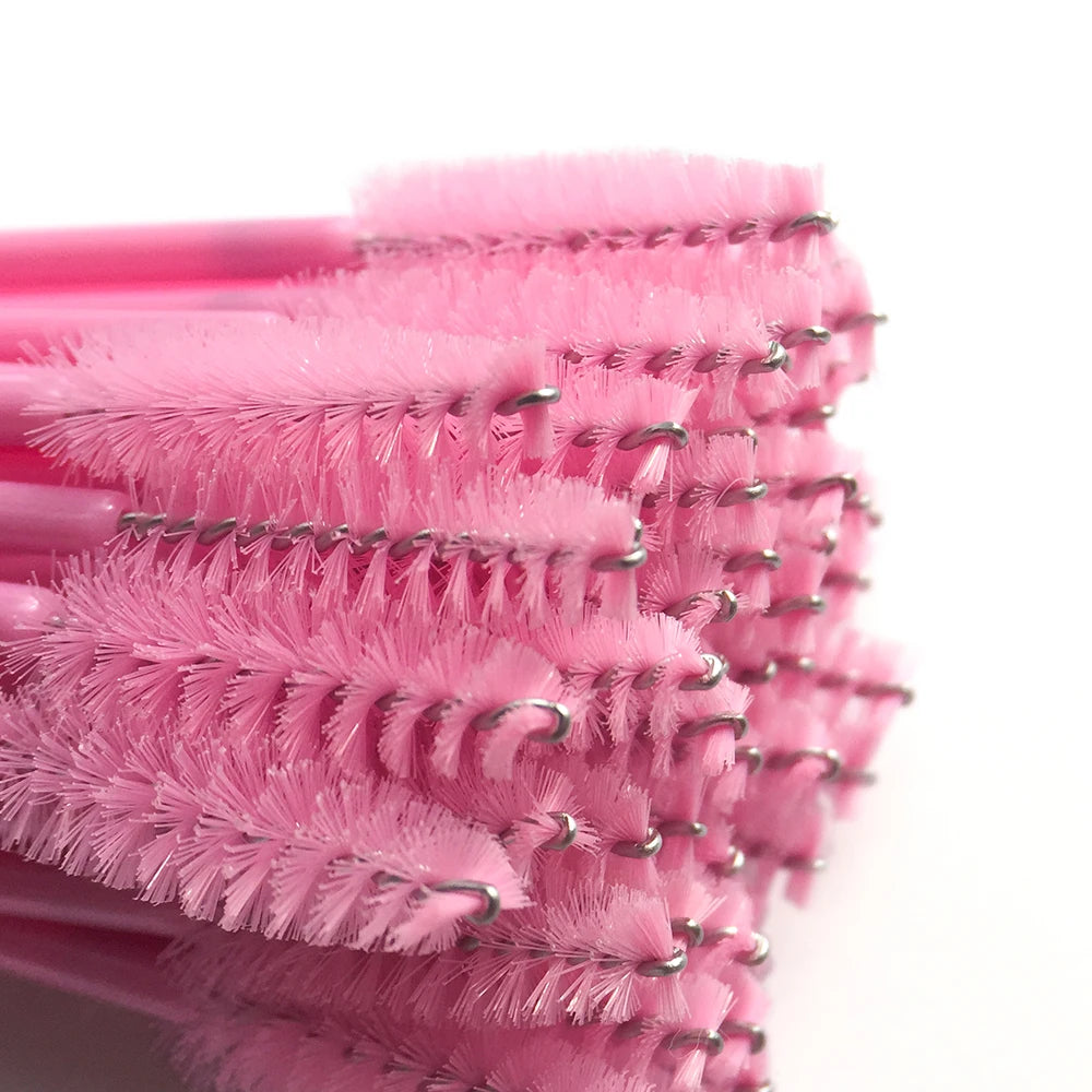 Veltora ANNAFRIS 50-pack disposable eyelash and eyebrow brushes with soft crystal heads for lash extension and mascara application.