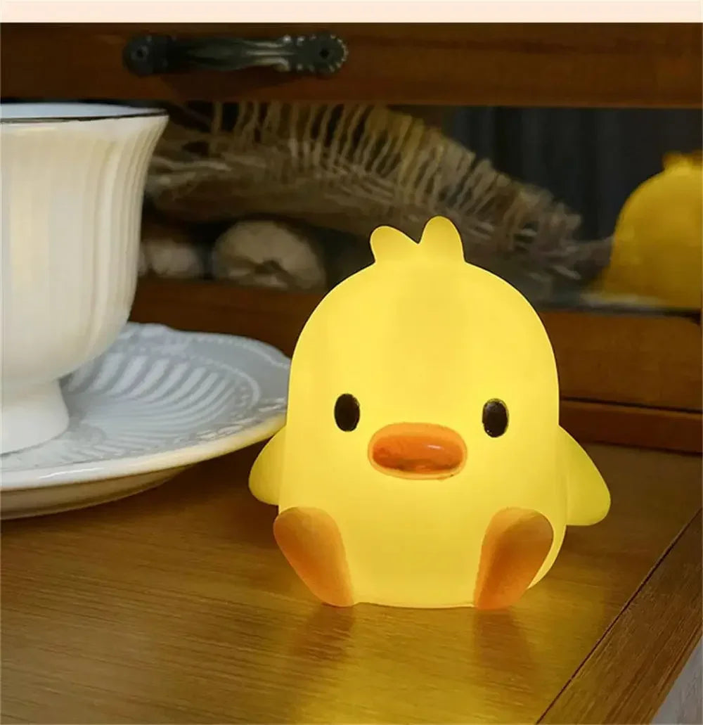 Veltora duck night light for kids room, cute cartoon animal bedside lamp, perfect for bedroom decor and Christmas gifts.