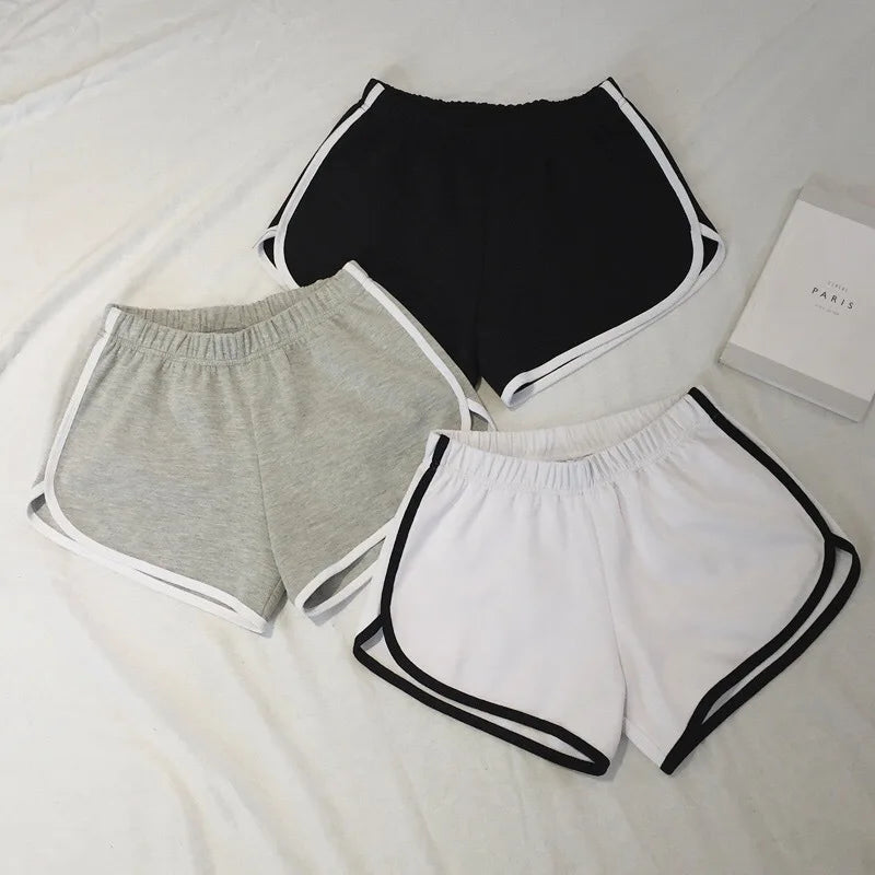 Veltora women's elastic shorts, loose fit, quick-drying summer running and fitness shorts with lightweight, breathable fabric.