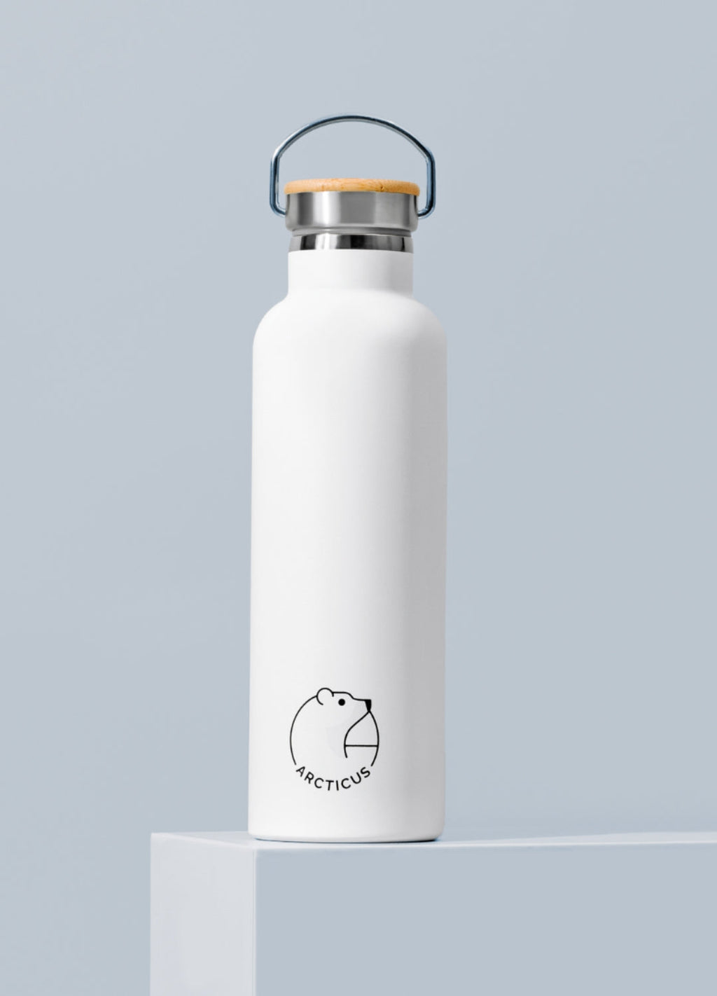 Arcticus 500ml Arctic Bottle drinkware with a sleek design, featuring a clear, durable water bottle suitable for everyday use.