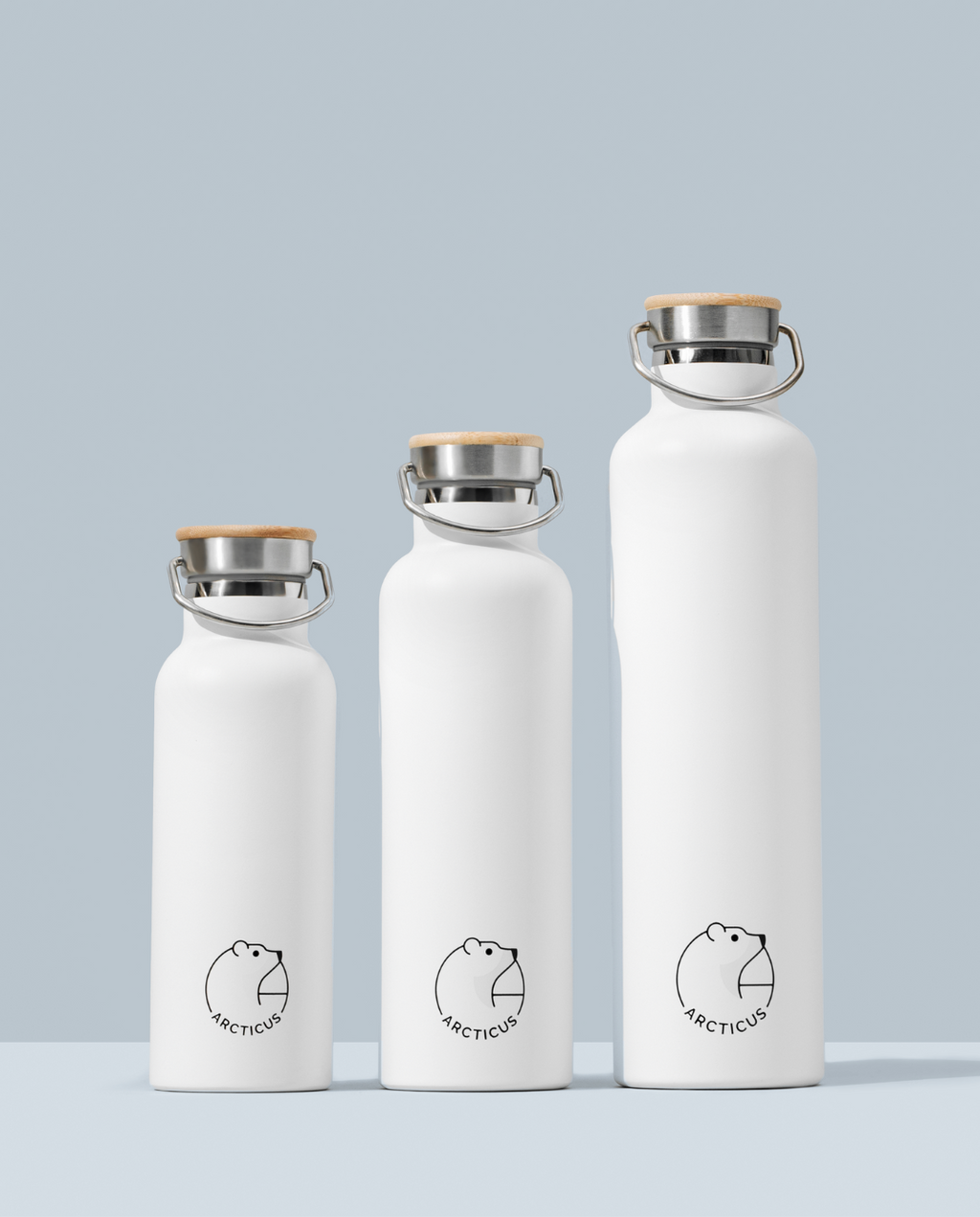 Arcticus 500ml Arctic Bottle drinkware with a sleek design and secure lid, perfect for keeping drinks cold.
