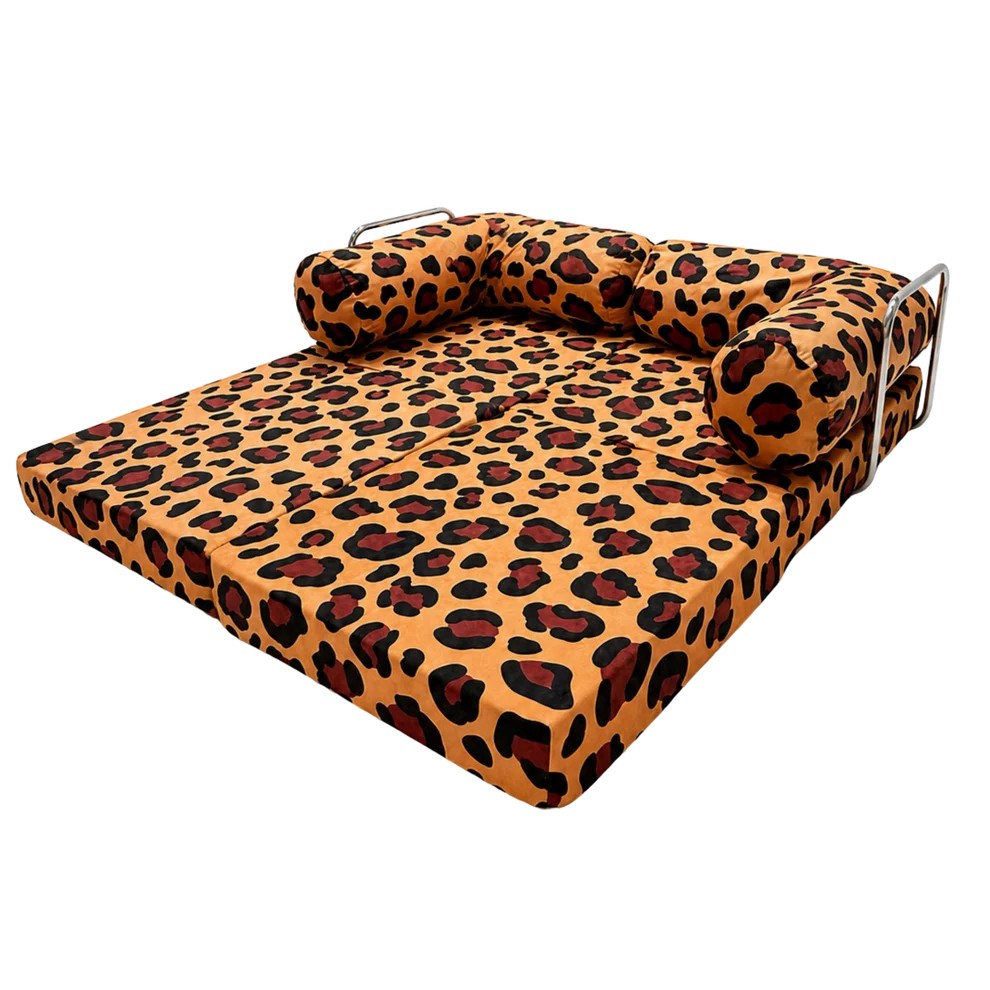 Bees&blooms HoneyHug soft modular sofa for children in leopard print, plush fabric and flexible design for cozy play and seating.