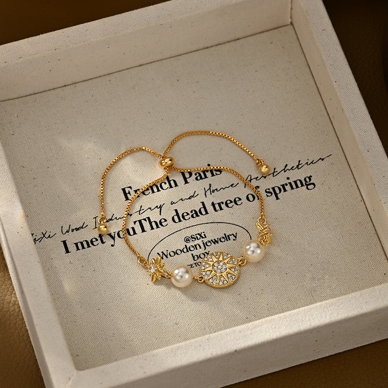 Gold trendy and stylish hand jewelry by Dropshipman featuring sophisticated design and elegant craftsmanship.
