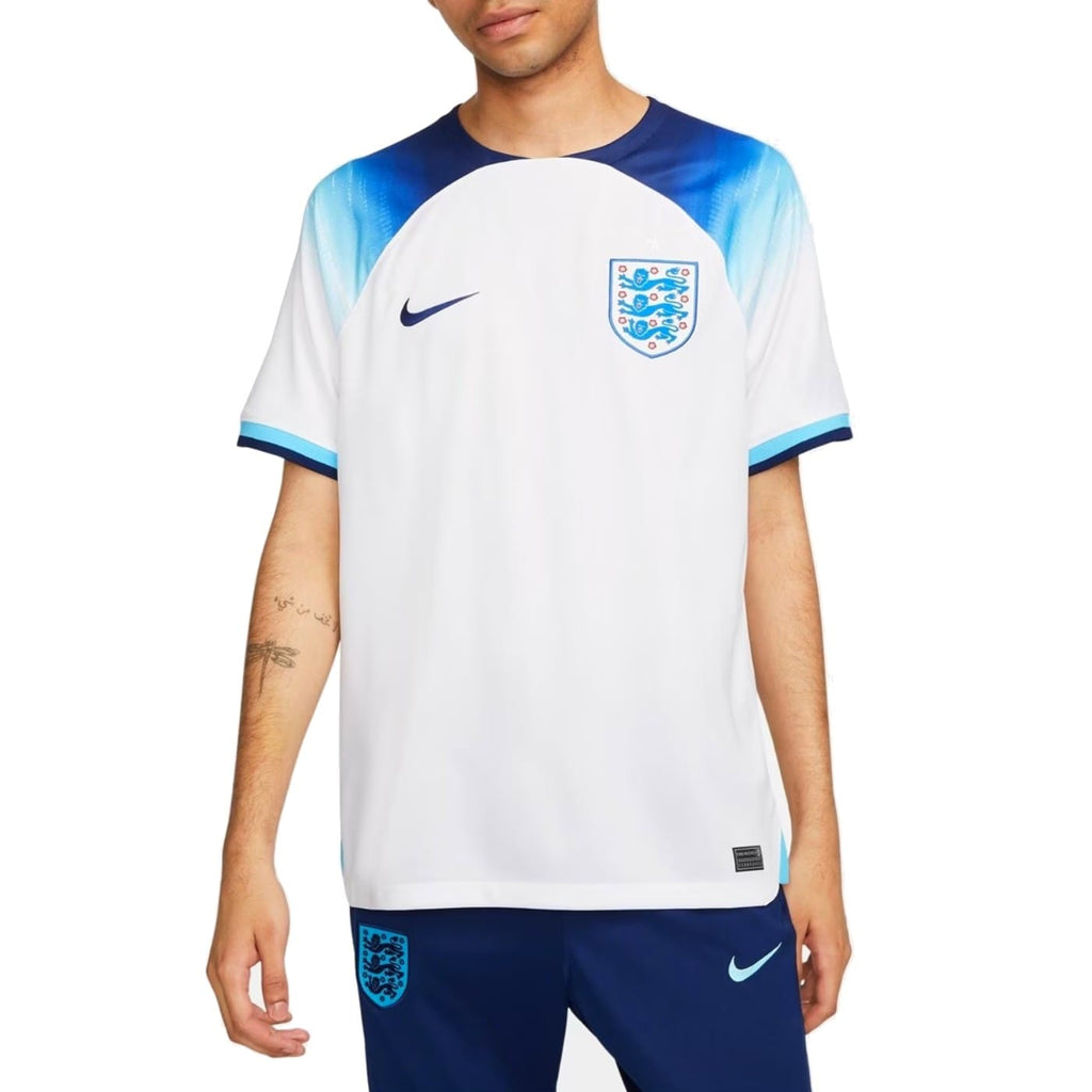England national team home soccer jersey 2022/23 Nike, adult size small, featuring classic design and team logo.