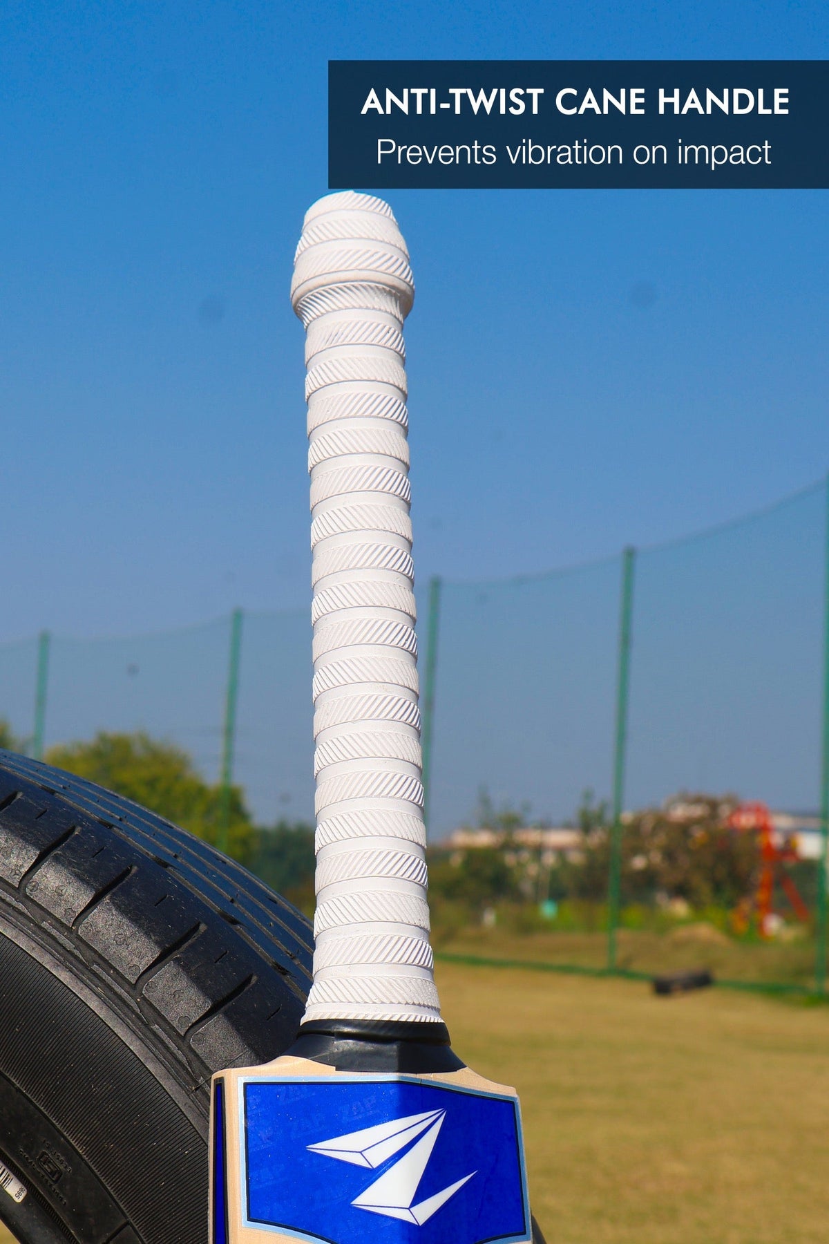 ZAP Bouncer Scoop tennis cricket bat, 35-inch, wooden bat with grip and scoop design for tennis cricket matches.